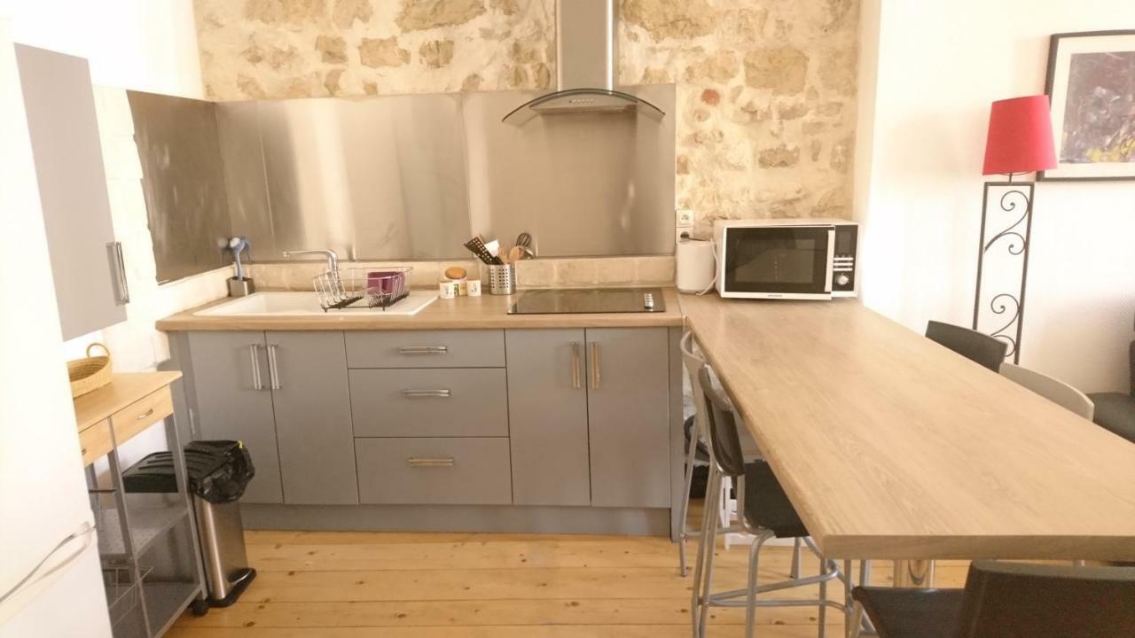 Апартаменты Sur Le Vieux Port, Centre De La Rochelle Ла-Рошель Экстерьер фото