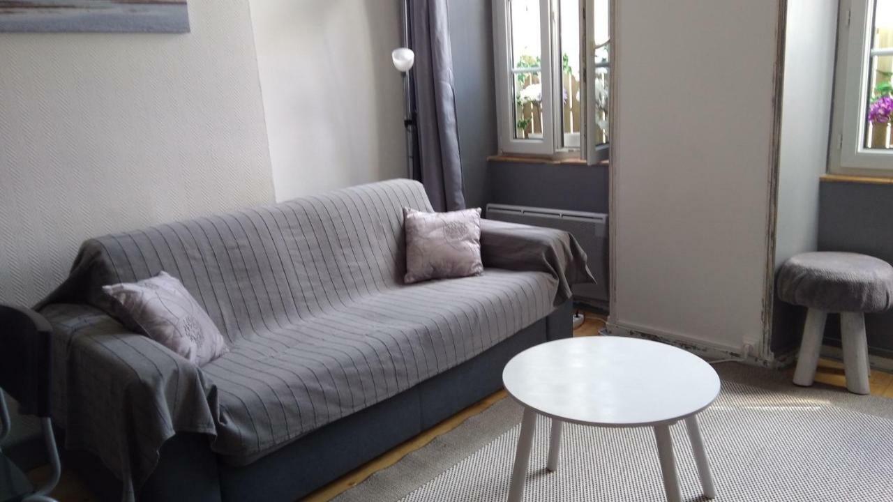 Апартаменты Sur Le Vieux Port, Centre De La Rochelle Ла-Рошель Экстерьер фото